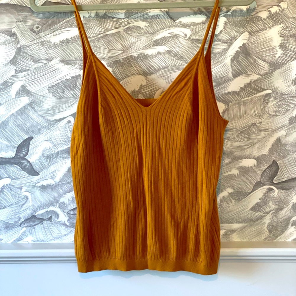ANTHROPOLOGIE ribbed sweater camisole / tank. Size M